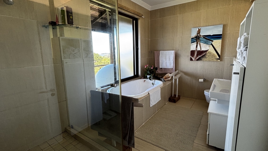 6 Bedroom Property for Sale in Blythedale KwaZulu-Natal