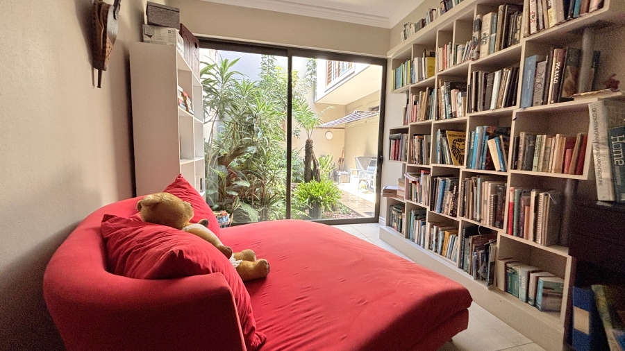 6 Bedroom Property for Sale in Blythedale KwaZulu-Natal