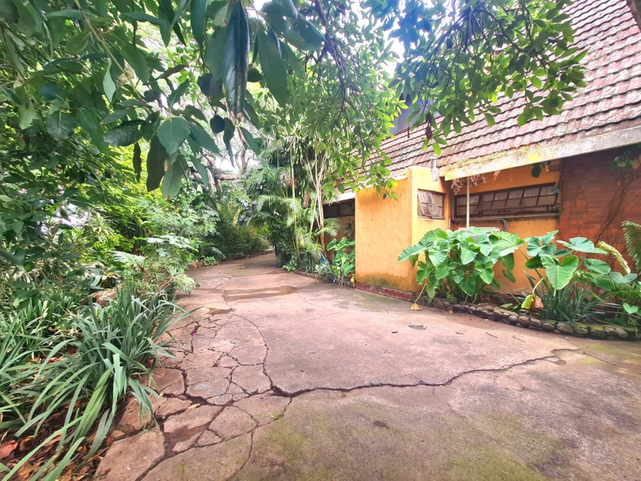 7 Bedroom Property for Sale in Mandeni KwaZulu-Natal