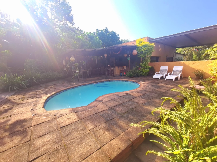 7 Bedroom Property for Sale in Mandeni KwaZulu-Natal