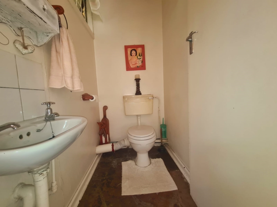 7 Bedroom Property for Sale in Mandeni KwaZulu-Natal