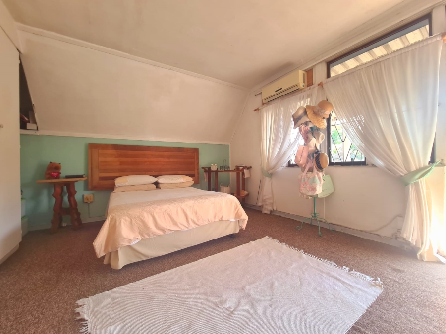 7 Bedroom Property for Sale in Mandeni KwaZulu-Natal