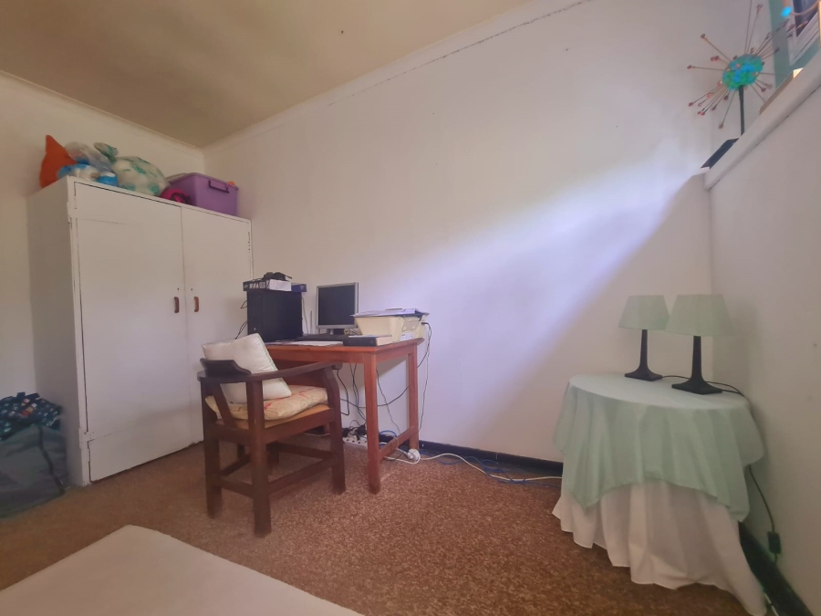 7 Bedroom Property for Sale in Mandeni KwaZulu-Natal