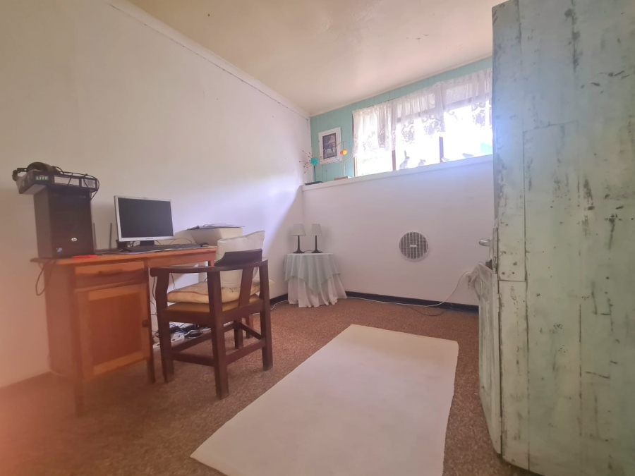 7 Bedroom Property for Sale in Mandeni KwaZulu-Natal