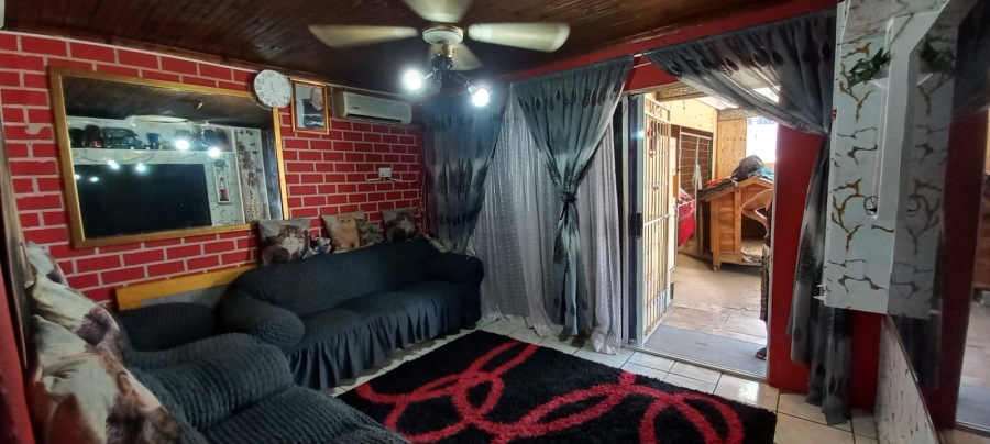 3 Bedroom Property for Sale in Caneside KwaZulu-Natal