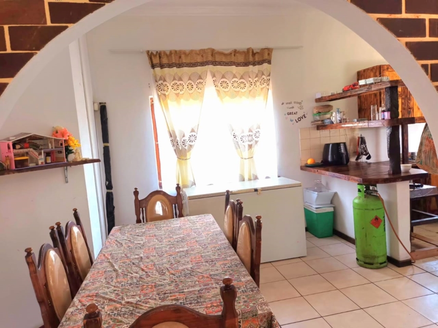 5 Bedroom Property for Sale in Mandeni KwaZulu-Natal