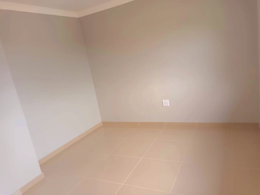 5 Bedroom Property for Sale in Mandeni KwaZulu-Natal