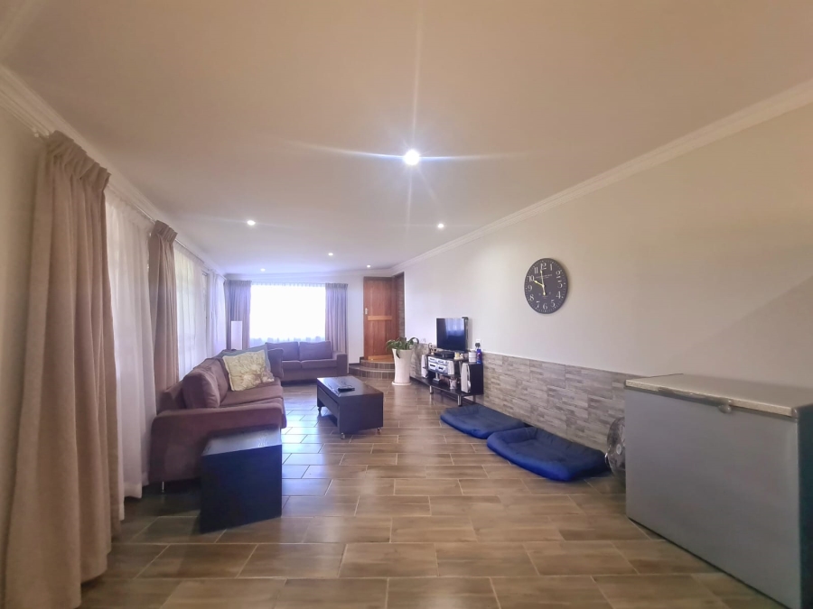 3 Bedroom Property for Sale in Mandeni KwaZulu-Natal