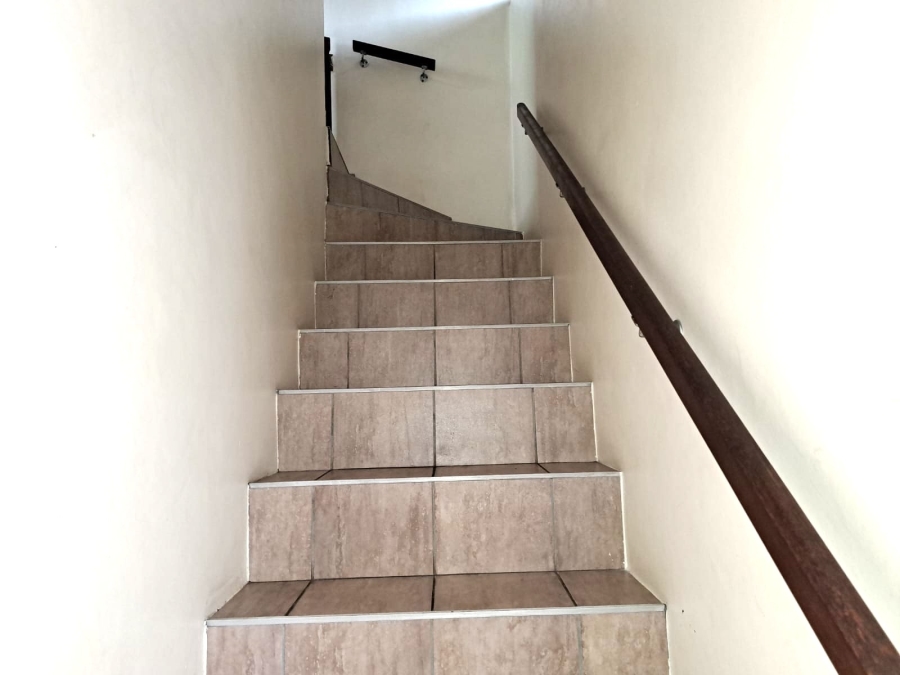 2 Bedroom Property for Sale in Pinetown KwaZulu-Natal