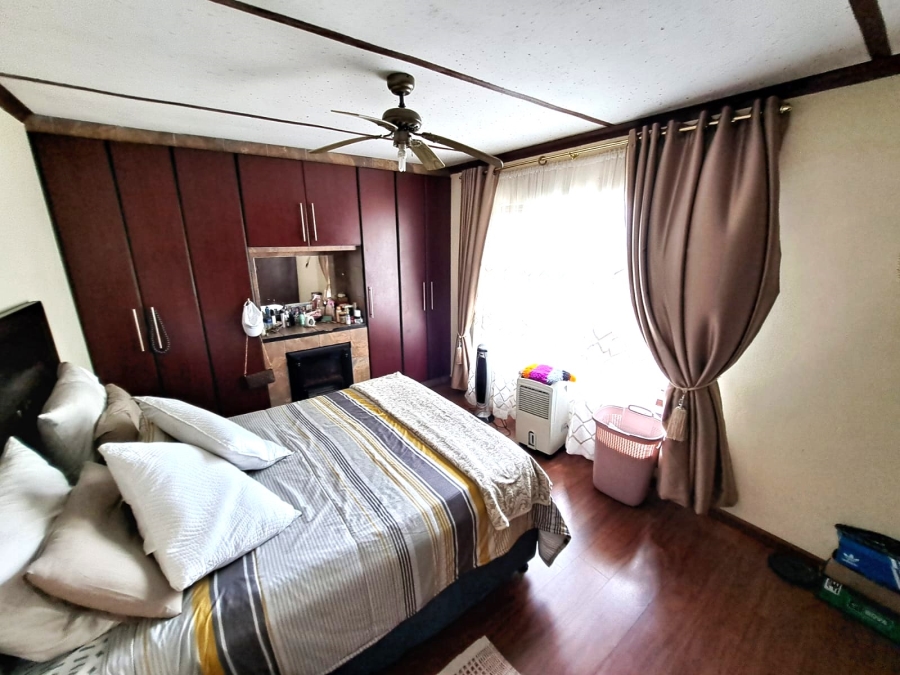 2 Bedroom Property for Sale in Pinetown KwaZulu-Natal