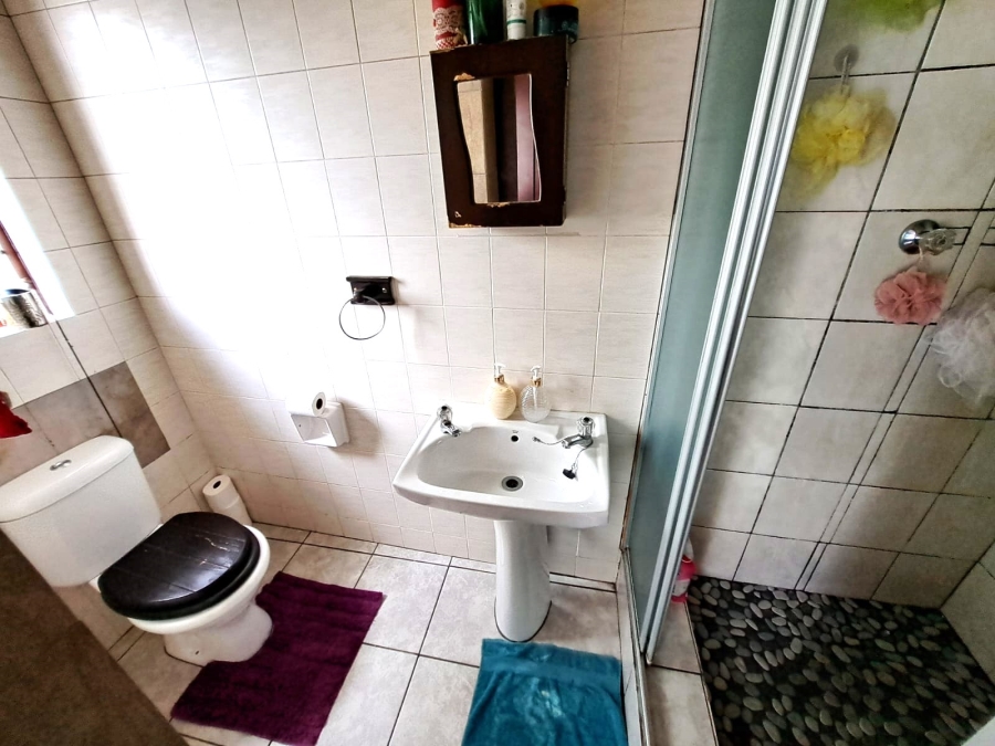 2 Bedroom Property for Sale in Pinetown KwaZulu-Natal