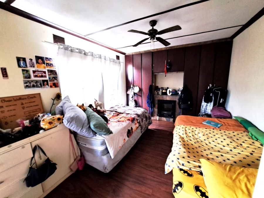 2 Bedroom Property for Sale in Pinetown KwaZulu-Natal