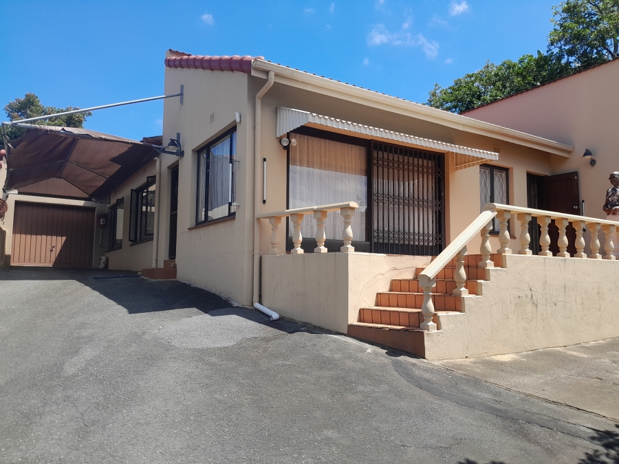 4 Bedroom Property for Sale in Margate KwaZulu-Natal