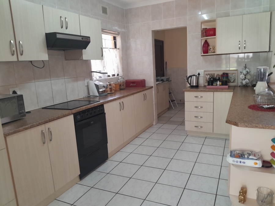 4 Bedroom Property for Sale in Margate KwaZulu-Natal