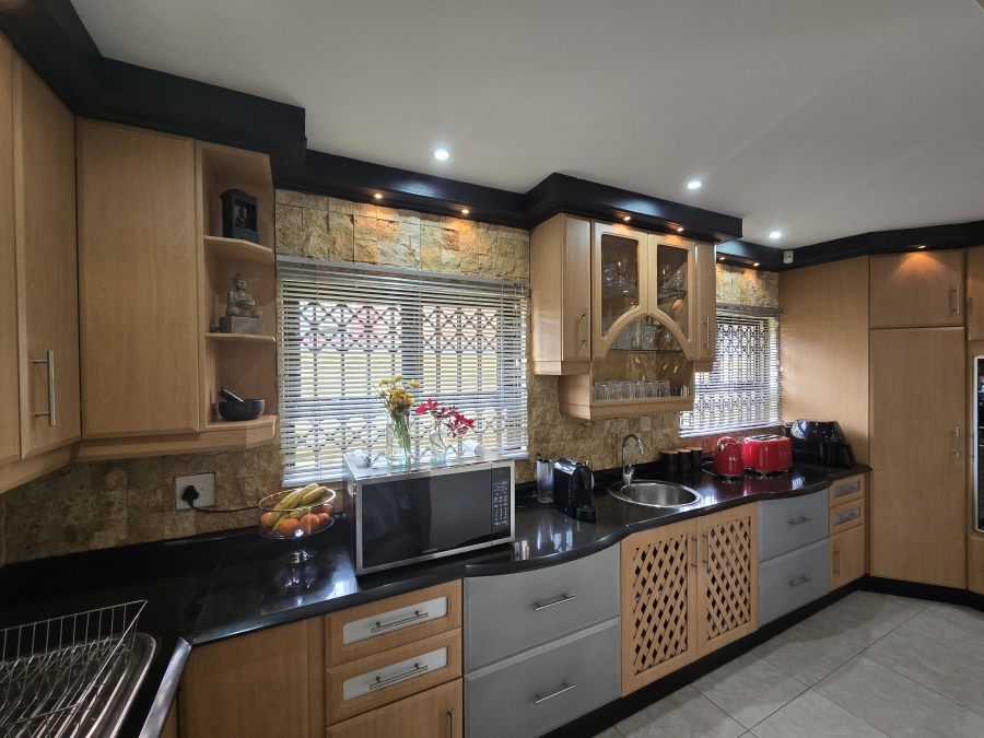 4 Bedroom Property for Sale in Ballito Central KwaZulu-Natal