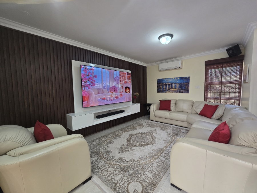 4 Bedroom Property for Sale in Ballito Central KwaZulu-Natal