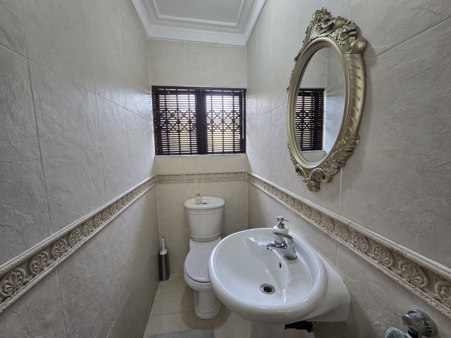 4 Bedroom Property for Sale in Ballito Central KwaZulu-Natal