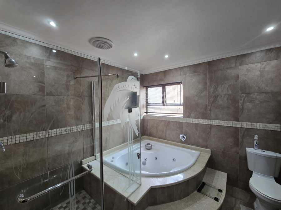 4 Bedroom Property for Sale in Ballito Central KwaZulu-Natal