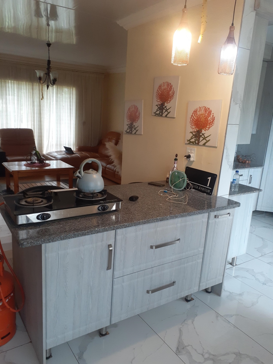 4 Bedroom Property for Sale in Signal Hill KwaZulu-Natal