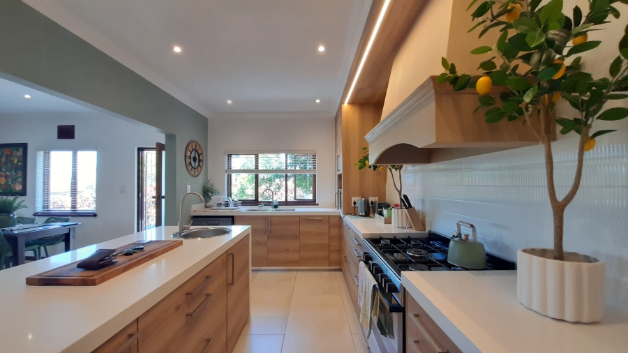 4 Bedroom Property for Sale in Salt Rock KwaZulu-Natal