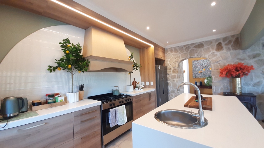 4 Bedroom Property for Sale in Salt Rock KwaZulu-Natal