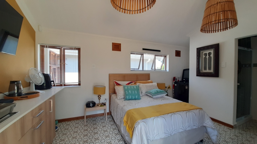 4 Bedroom Property for Sale in Salt Rock KwaZulu-Natal