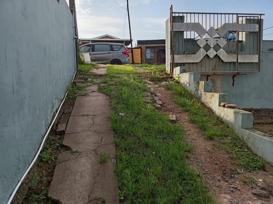 2 Bedroom Property for Sale in Lovu KwaZulu-Natal