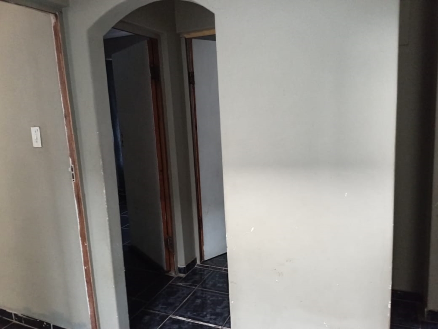 2 Bedroom Property for Sale in Lovu KwaZulu-Natal