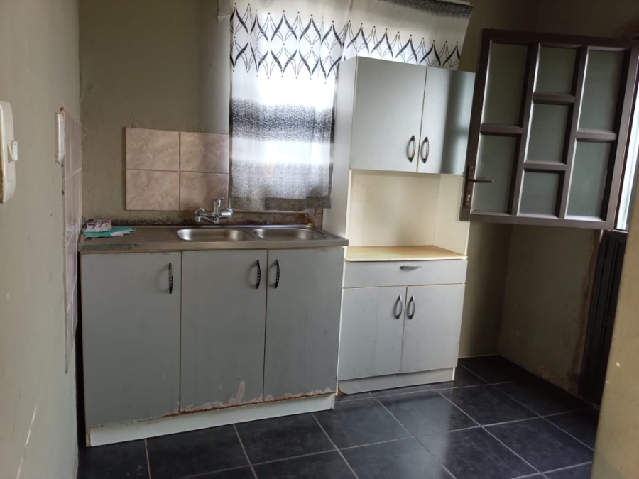 2 Bedroom Property for Sale in Lovu KwaZulu-Natal