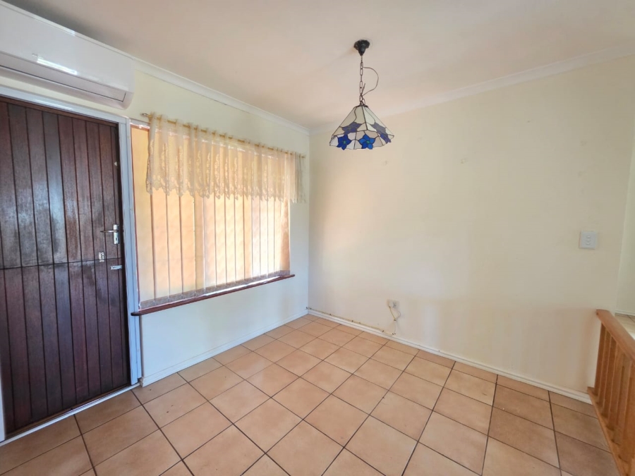 To Let 3 Bedroom Property for Rent in Waterfall KwaZulu-Natal