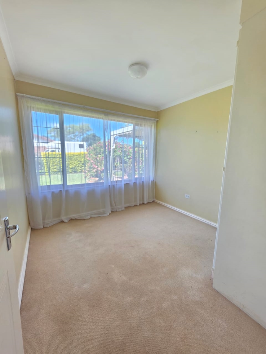 To Let 3 Bedroom Property for Rent in Waterfall KwaZulu-Natal