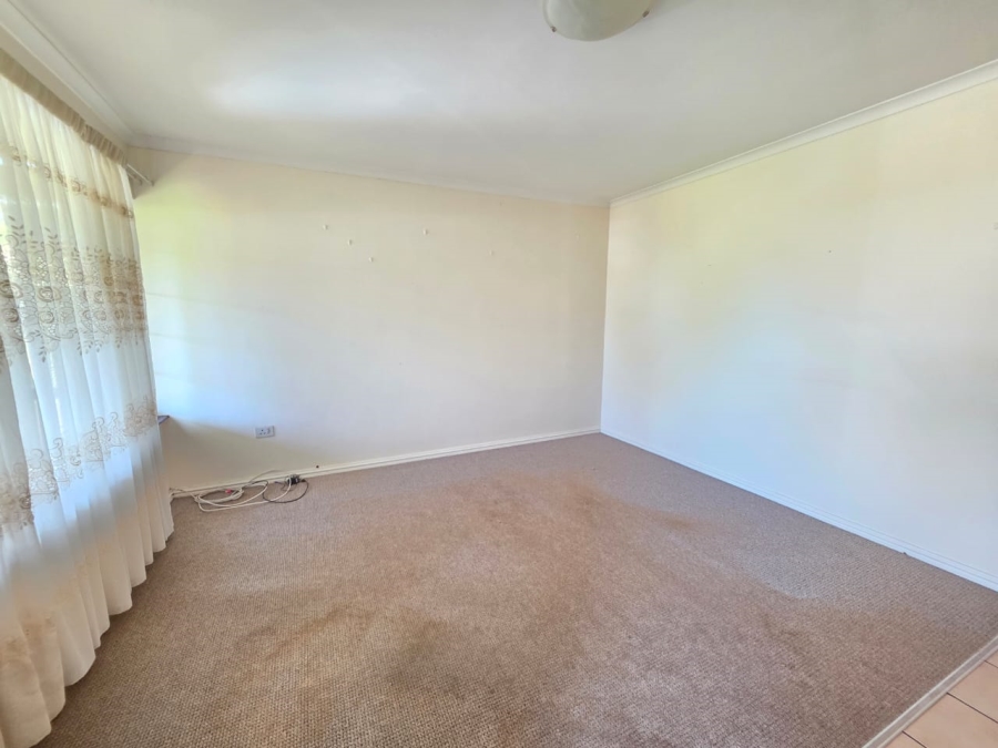 To Let 3 Bedroom Property for Rent in Waterfall KwaZulu-Natal