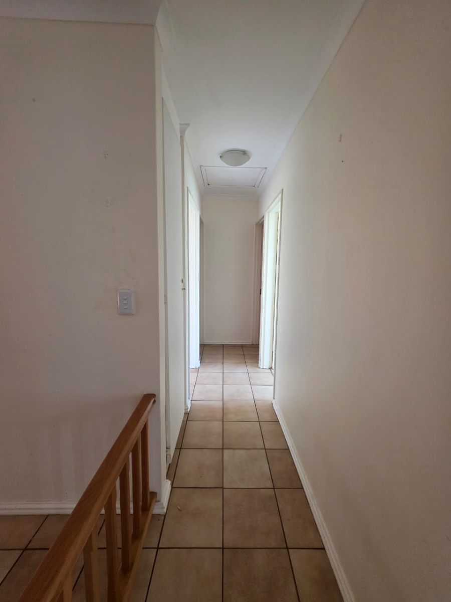 To Let 3 Bedroom Property for Rent in Waterfall KwaZulu-Natal