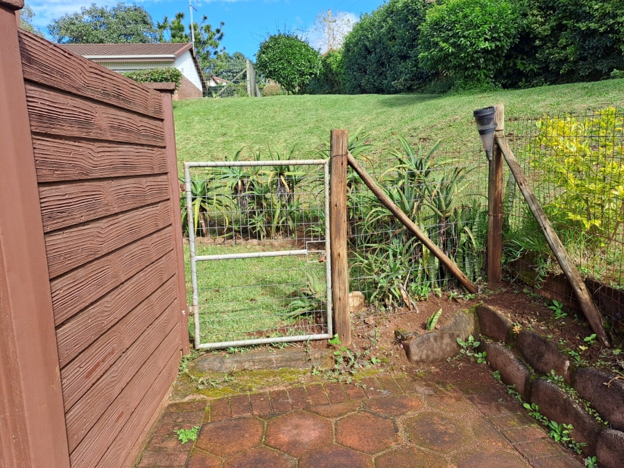 To Let 3 Bedroom Property for Rent in Waterfall KwaZulu-Natal