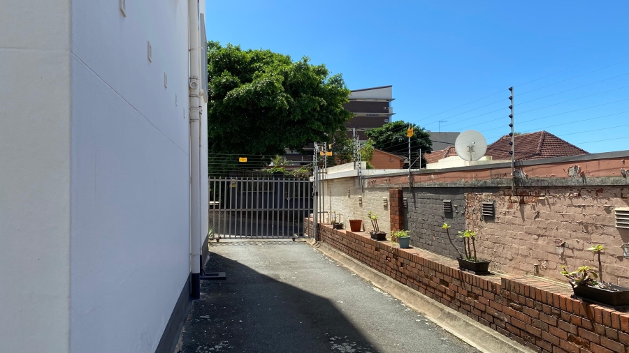 2 Bedroom Property for Sale in Glenwood KwaZulu-Natal