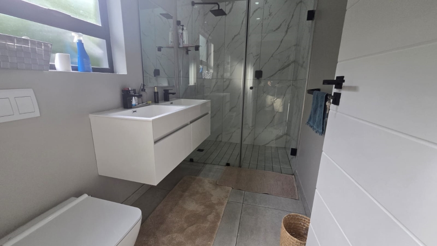 To Let 4 Bedroom Property for Rent in Palm Lakes Estate KwaZulu-Natal