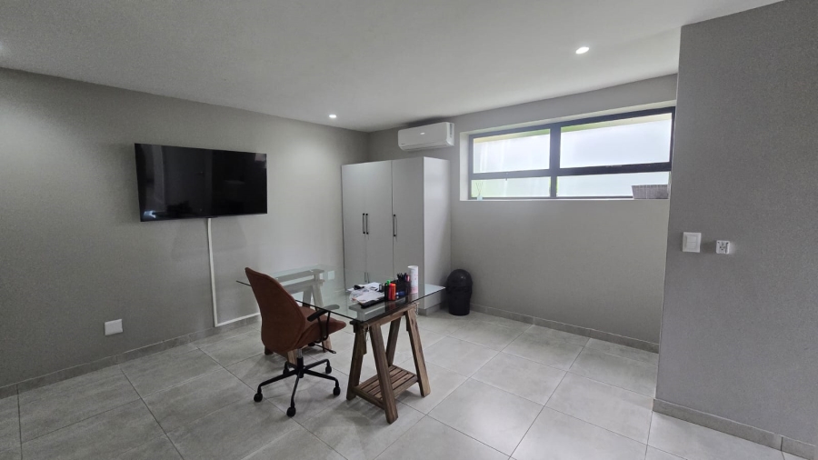 To Let 4 Bedroom Property for Rent in Palm Lakes Estate KwaZulu-Natal