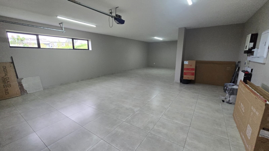 To Let 4 Bedroom Property for Rent in Palm Lakes Estate KwaZulu-Natal