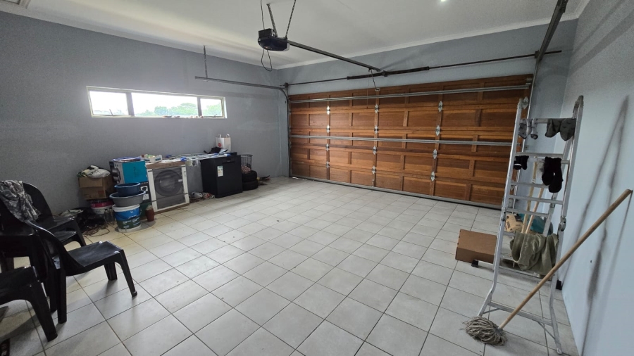 To Let 3 Bedroom Property for Rent in Palm Lakes Estate KwaZulu-Natal