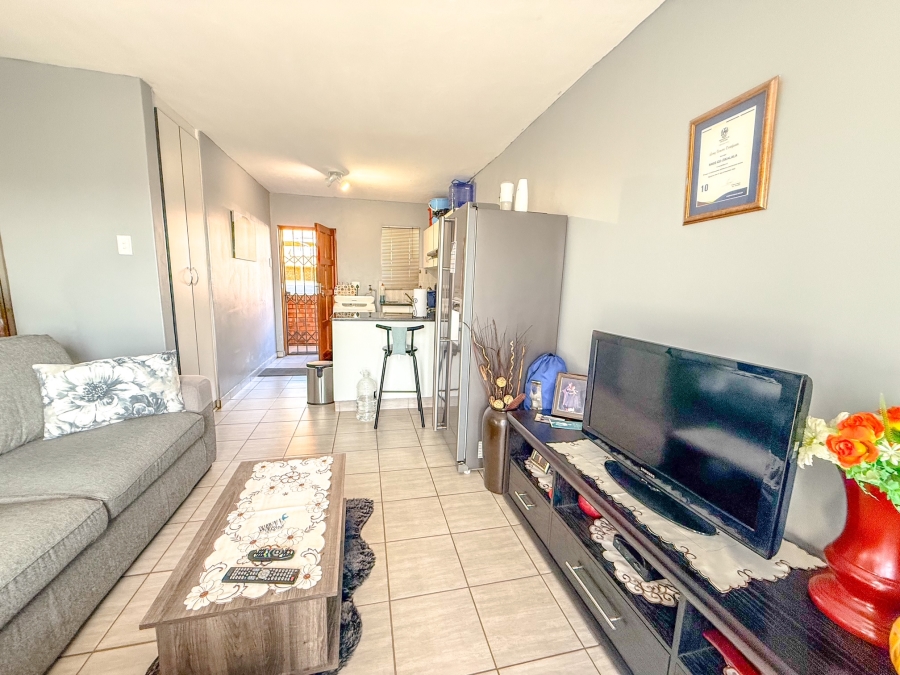 2 Bedroom Property for Sale in Empangeni Central KwaZulu-Natal