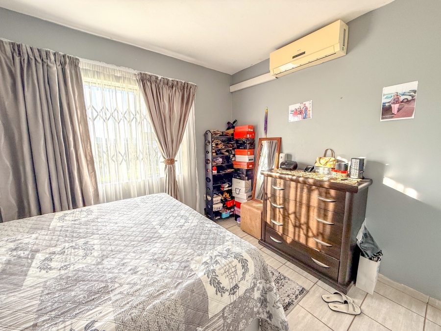 2 Bedroom Property for Sale in Empangeni Central KwaZulu-Natal