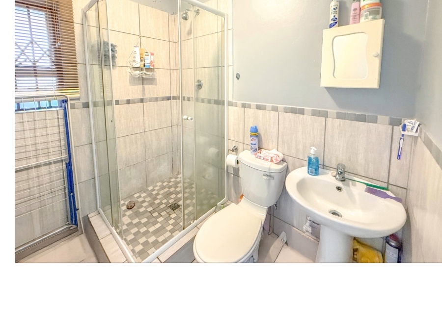 2 Bedroom Property for Sale in Empangeni Central KwaZulu-Natal