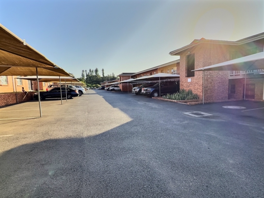 2 Bedroom Property for Sale in Empangeni Central KwaZulu-Natal