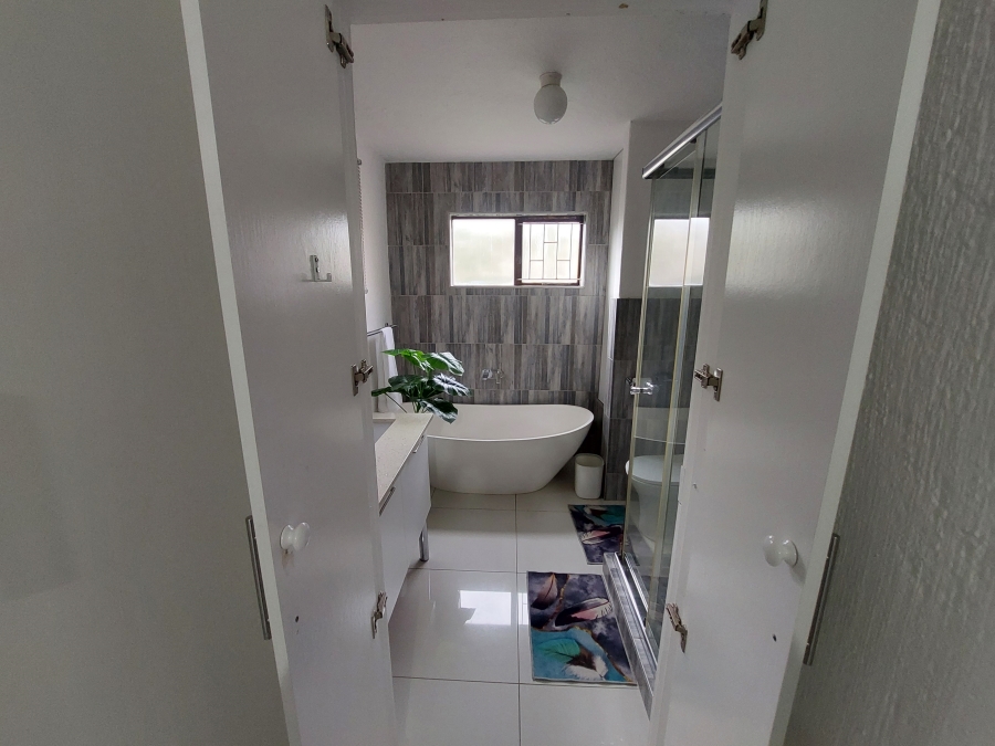 1 Bedroom Property for Sale in Bisley KwaZulu-Natal
