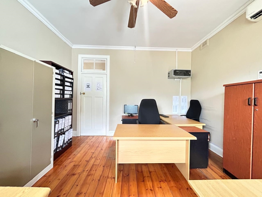 To Let commercial Property for Rent in Essenwood KwaZulu-Natal