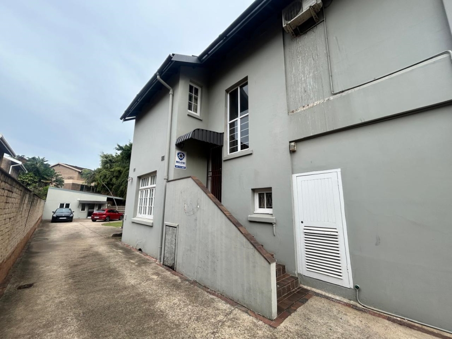 To Let commercial Property for Rent in Essenwood KwaZulu-Natal