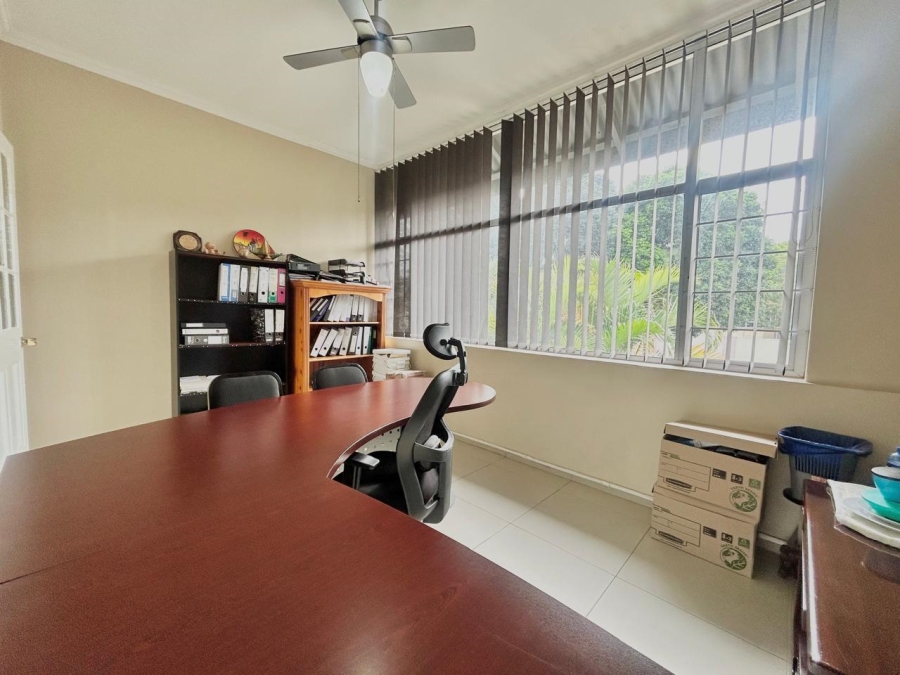 To Let commercial Property for Rent in Essenwood KwaZulu-Natal