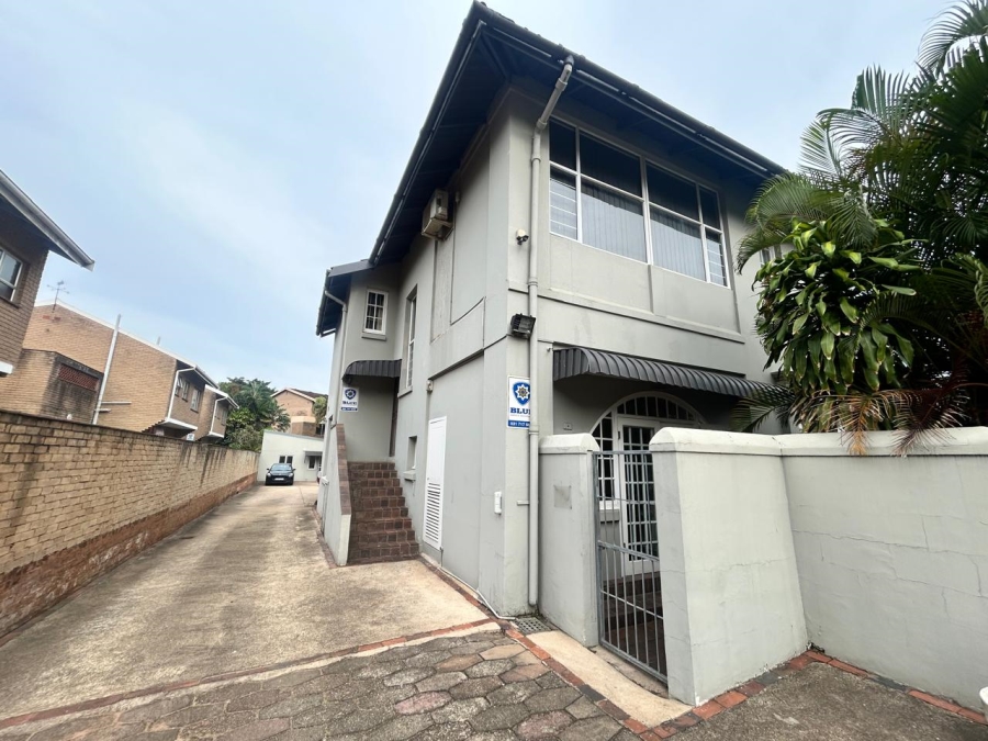 To Let commercial Property for Rent in Essenwood KwaZulu-Natal