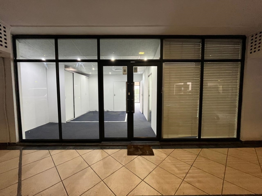 To Let commercial Property for Rent in Umhlanga Ridge KwaZulu-Natal