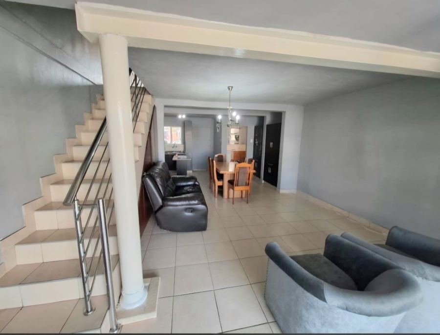 2 Bedroom Property for Sale in Stanmore KwaZulu-Natal